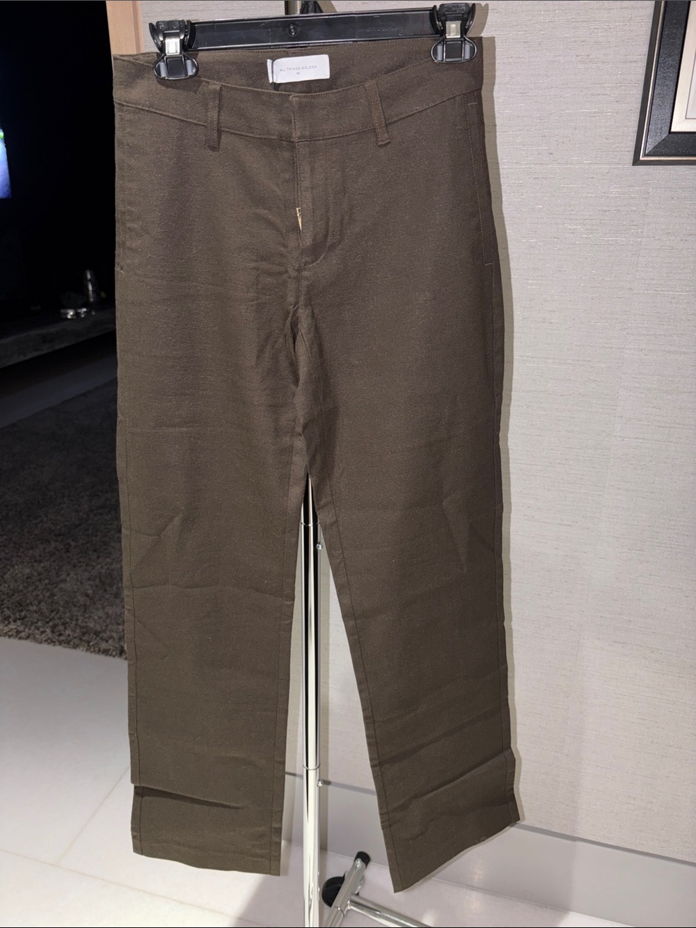 Men's Brown Straight-Leg Pants - Classic Everyday Tailoring